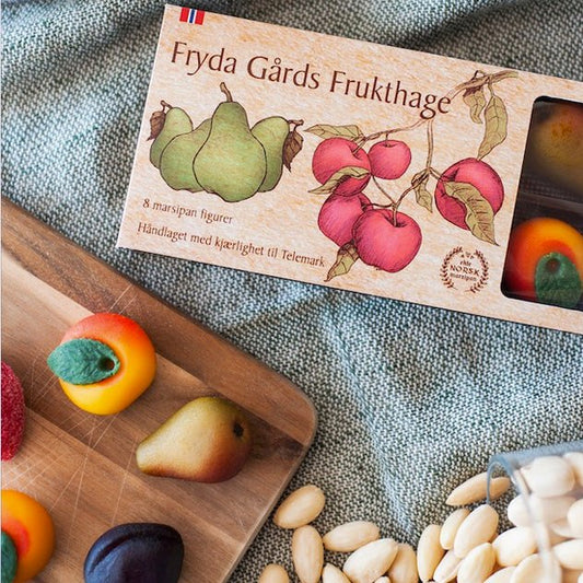 Fryda Gård's orchard - marzipan