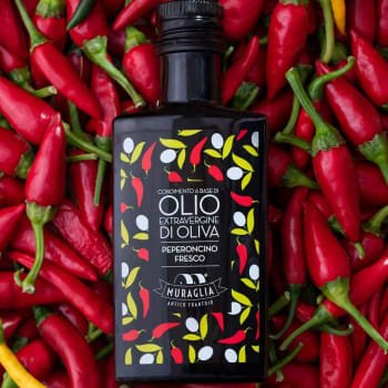 Extra virgin olive oil - Chili pepper